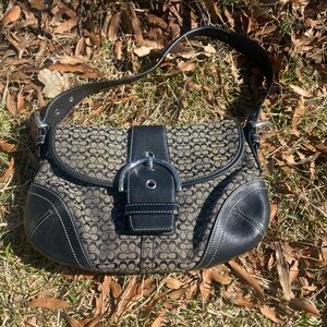VINTAGE Coach Small
Black/Gray Soho